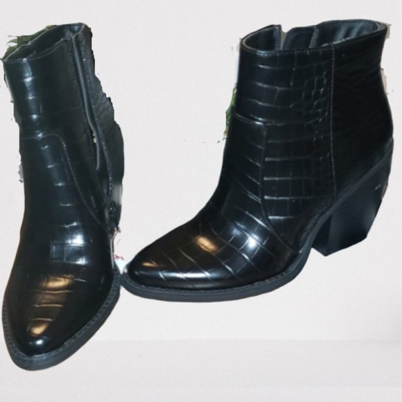 Madden Girl Shoes - NWT Madden Girl Ankle Boots 7